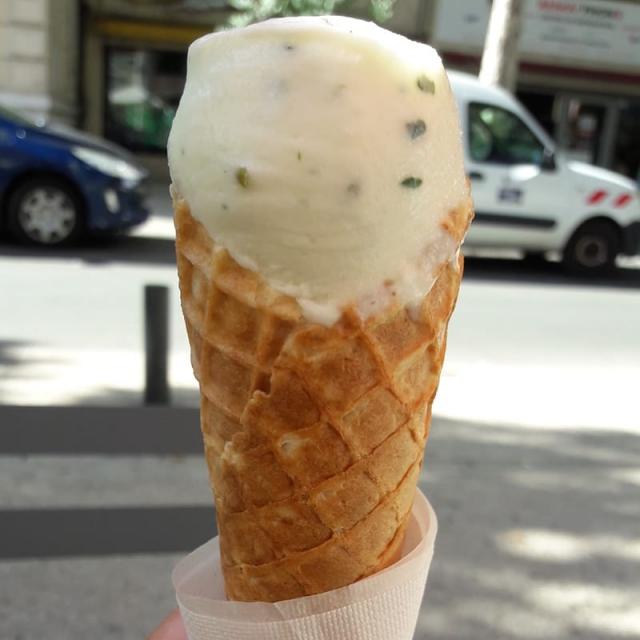 Glace